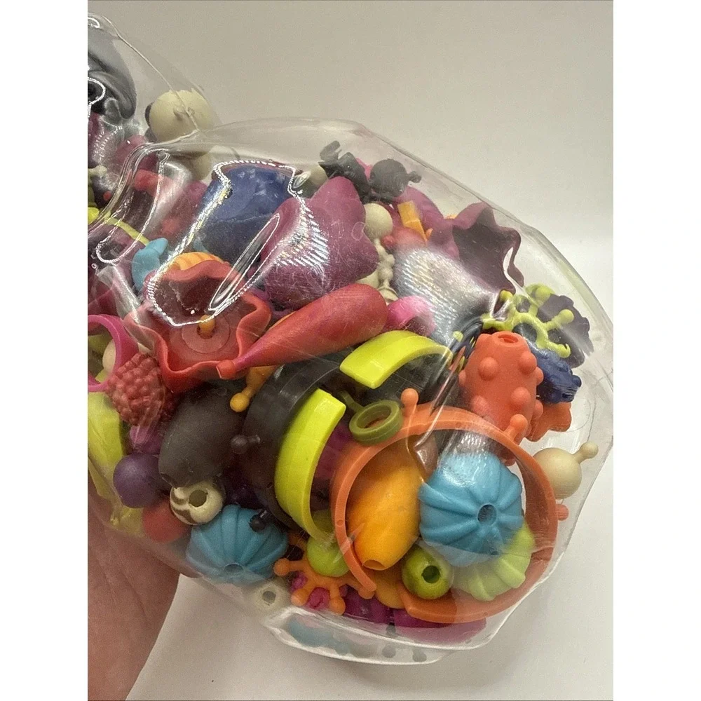 BATTAT B.POP-ARTY BEADS, 500 PCS JAR WITH HANDLE Lot 1